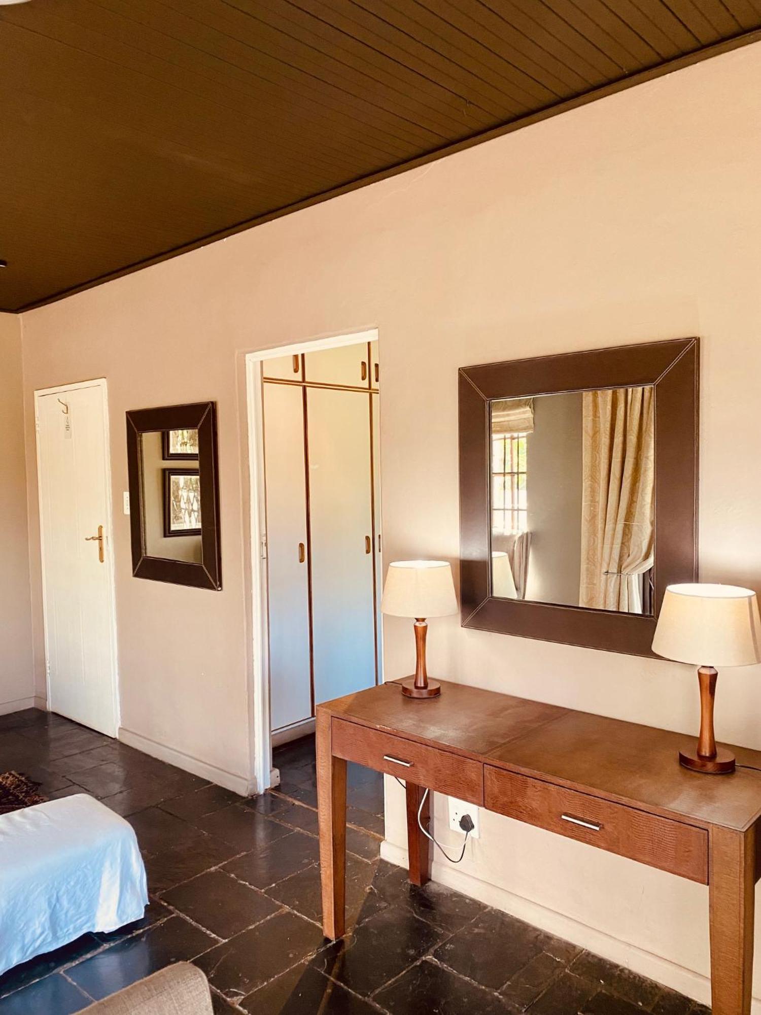 Boord Guest House Stellenbosch Ruang foto